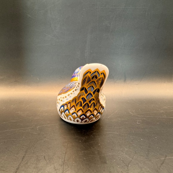 Royal Crown Derby "Bluebird" paperweight signed by Hugh Gibson with gold stopper - Picture 7 of 14